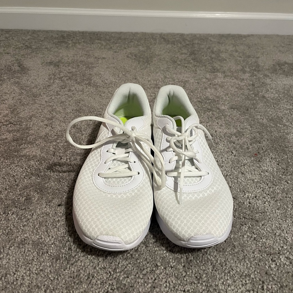 All White Nike Tennis Shoes